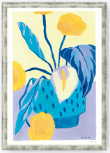 Cargar imagen en el visor de la galería, Arreglo Floral - 33 x 48 cm
