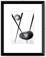 Cargar imagen en el visor de la galería, Jugando Con El Equilibrio - 33 x 48 cm
