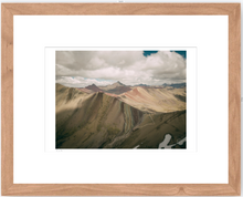 Cargar imagen en el visor de la galería, Alturas Coloridas - 48 x 33 cm
